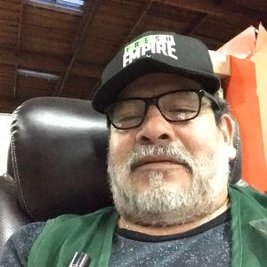 Meet your Posher, Genaro